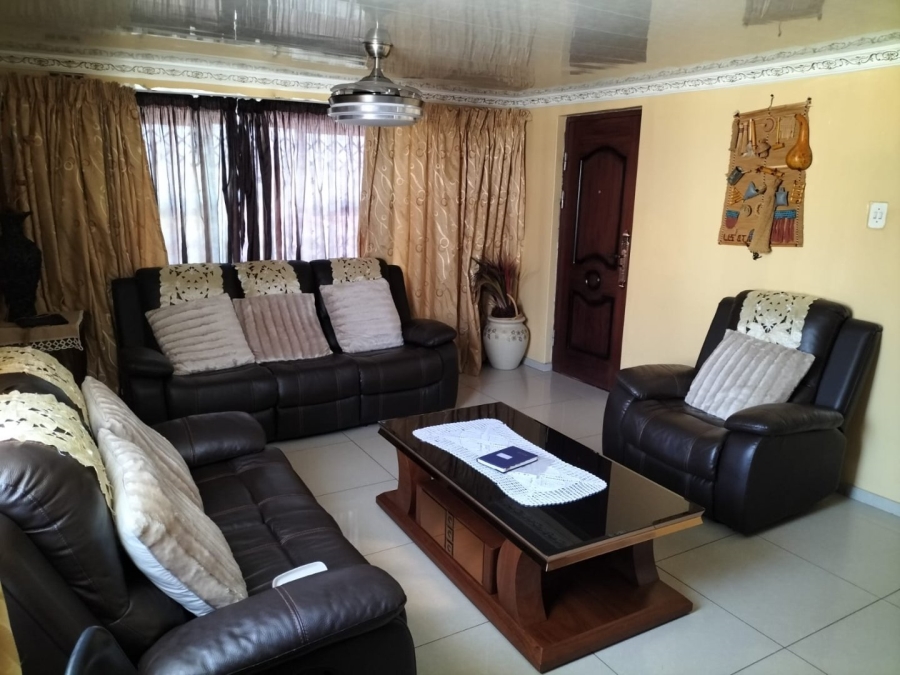 4 Bedroom Property for Sale in Mdantsane Nu 10 Eastern Cape